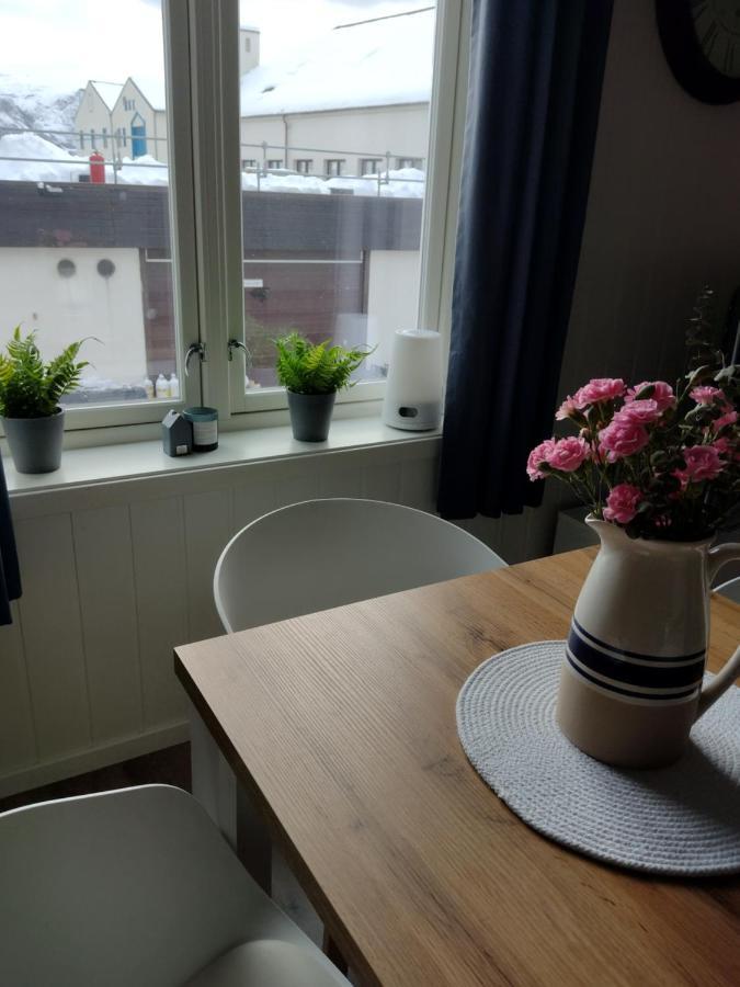 Light Home Apartment Alesund With Free Parking 외부 사진
