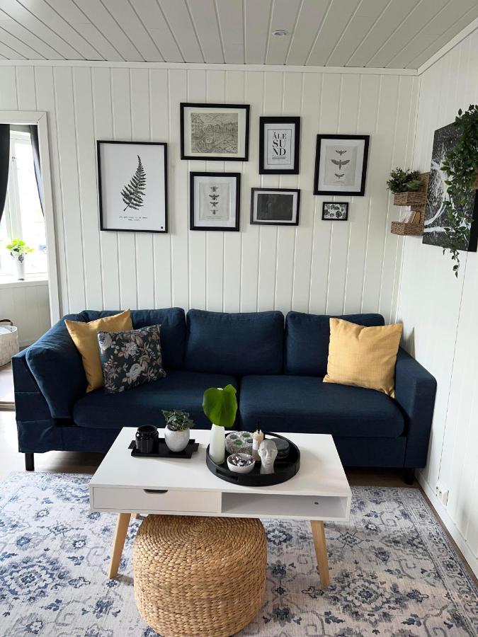 Light Home Apartment Alesund With Free Parking 외부 사진
